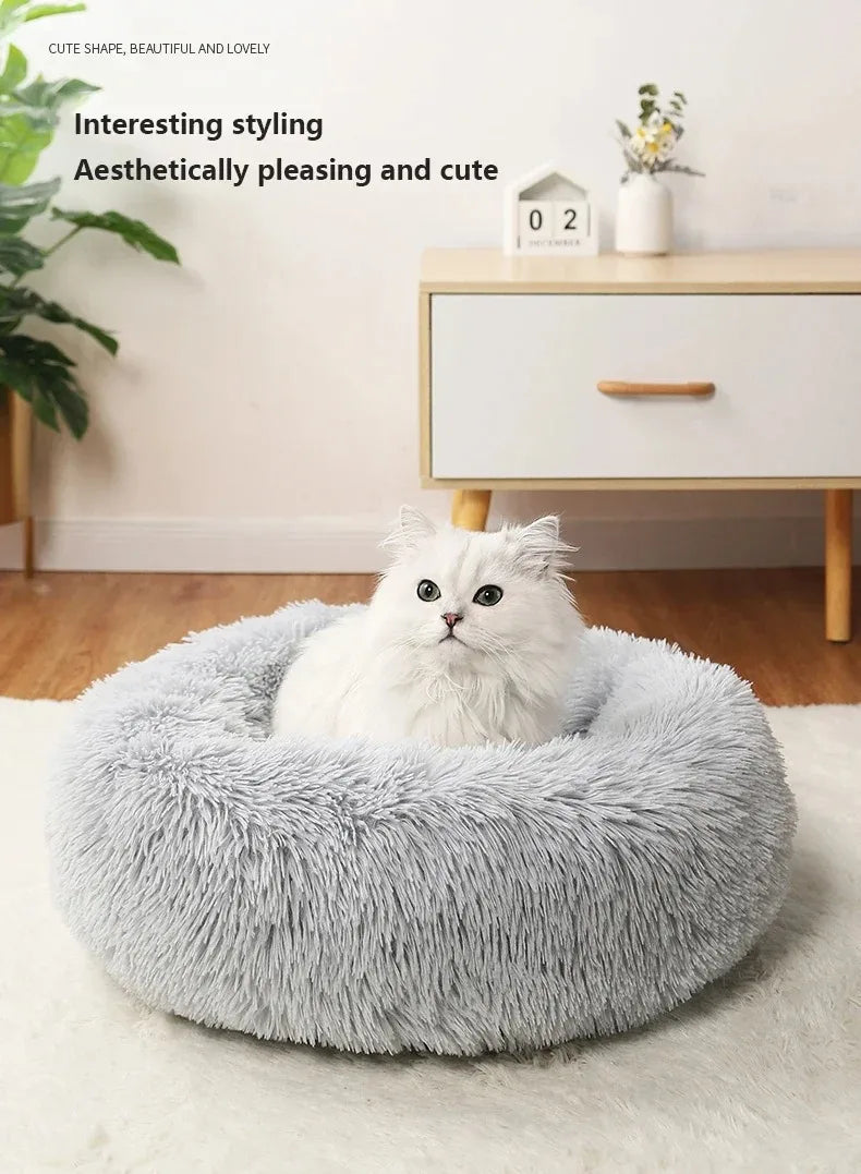 Plush Calming Cat Bed for Comfortable Sleep