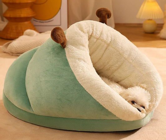 Cozy Cat Bed by Kevat Vesi