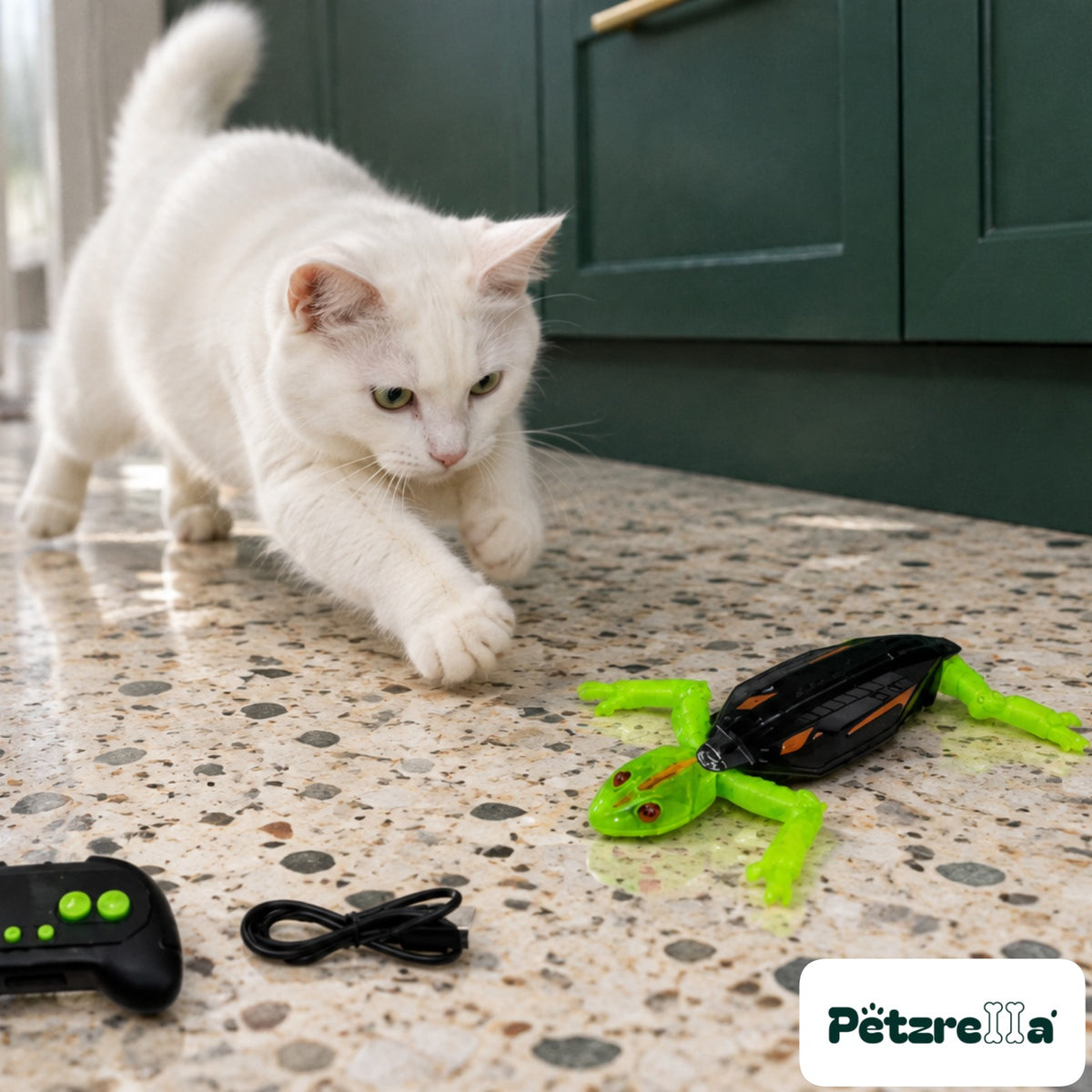 Petzrella RC Gecko Cat Toy - view 2