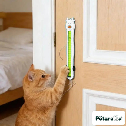 Petzrella Auto Cat Teaser in white with feather attachment