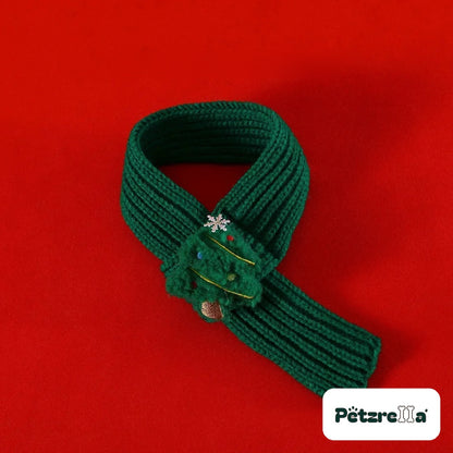 Petzrella Christmas scarf size M green with Christmas tree